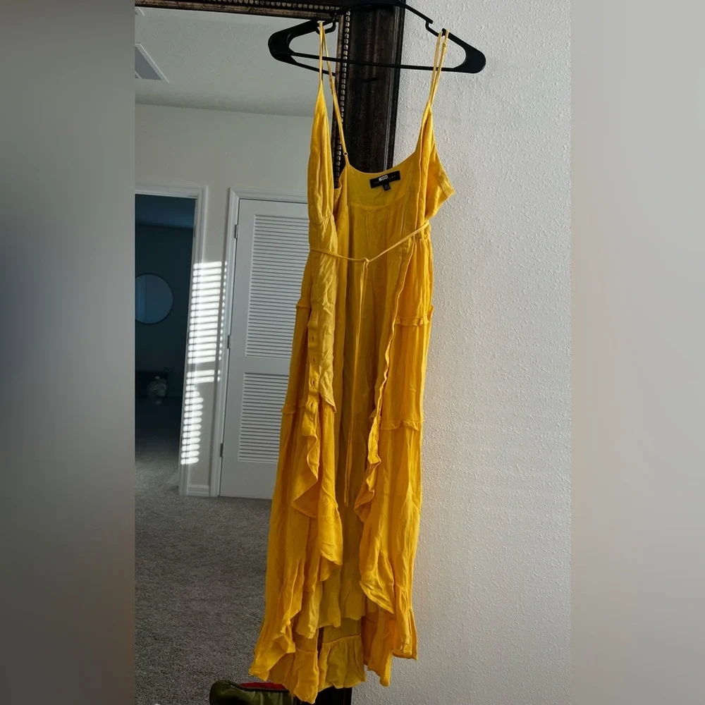 Slate & Willow Yellow Tiered Dress - Picture 5 of 11